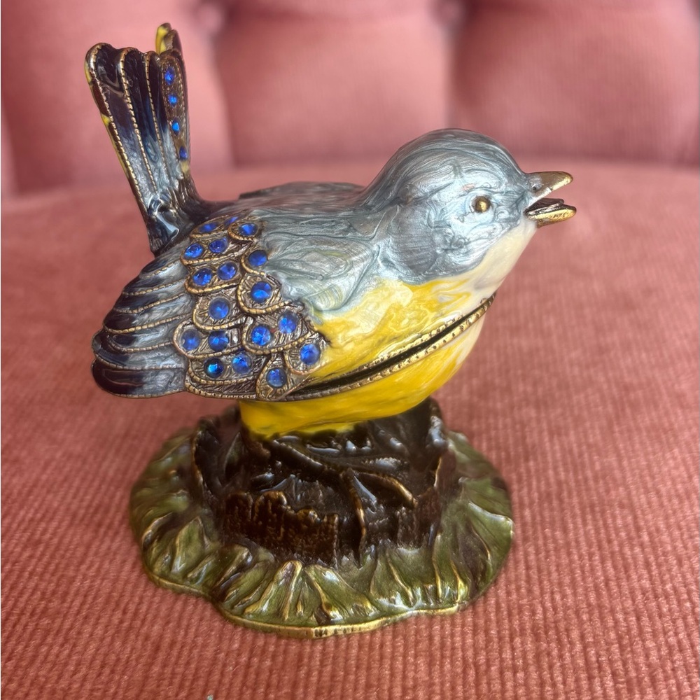 Jeweled Blue & Yellow Bird Trinket Box on Tree Stump – Rhinestone Enamel - Picture 4 of 6